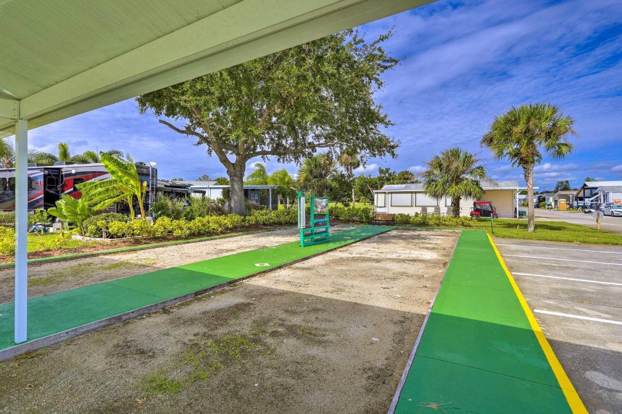 The Shell House In Titusville Pool, Golf Access מראה חיצוני תמונה